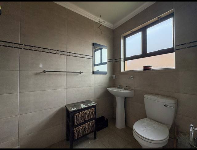 3 BEDROOM HOUSE FOR SALE IN SONNEVELD